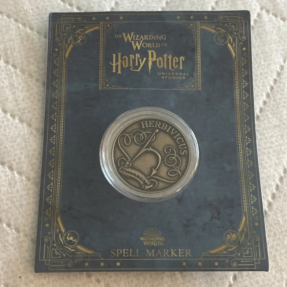 Universal Studios Harry Potter Hogsmeade Spell Marker - Herbivicus